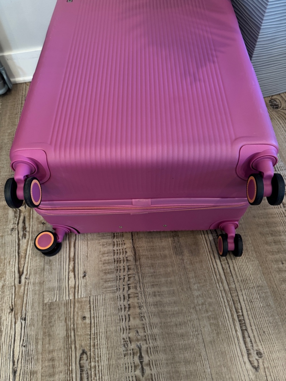 Tag Gateway ✈️🔥 2.0 1 Piece Hard side Spinner Luggage travel bag Large 24 - Picture 9 of 9